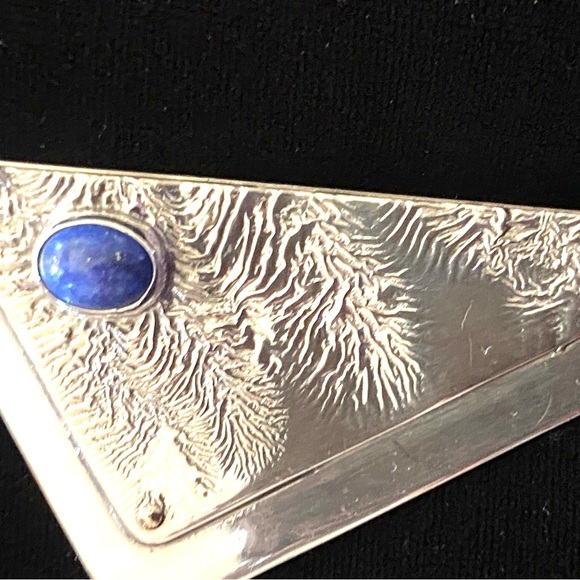 Blue Lapis Brooch Pin SSilver Bezel CA JOHNSONJOHN DIEM Signed Nature Embossed
